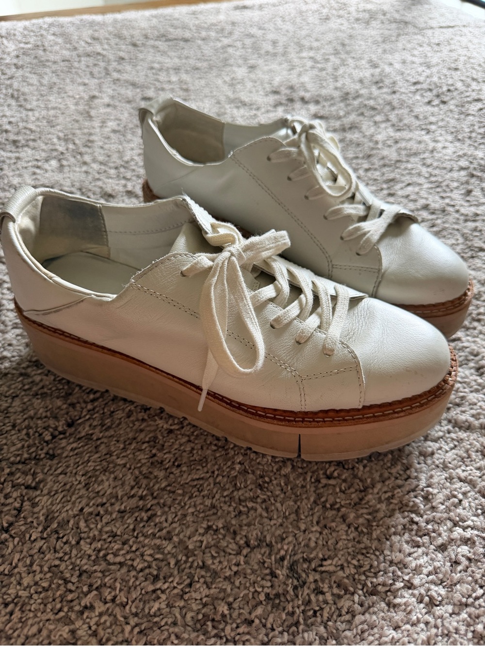 Women's Dolce Vita white Platform Lace-Up Sneakers
